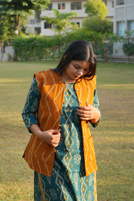 Aangan Aabha Kurta With Jacket Set