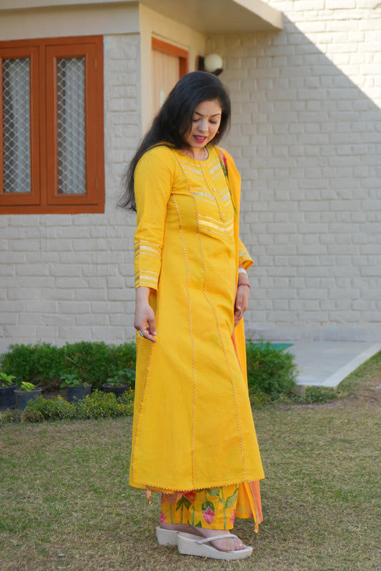 Rang Mahal Anarkali Suit Set (Yellow)
