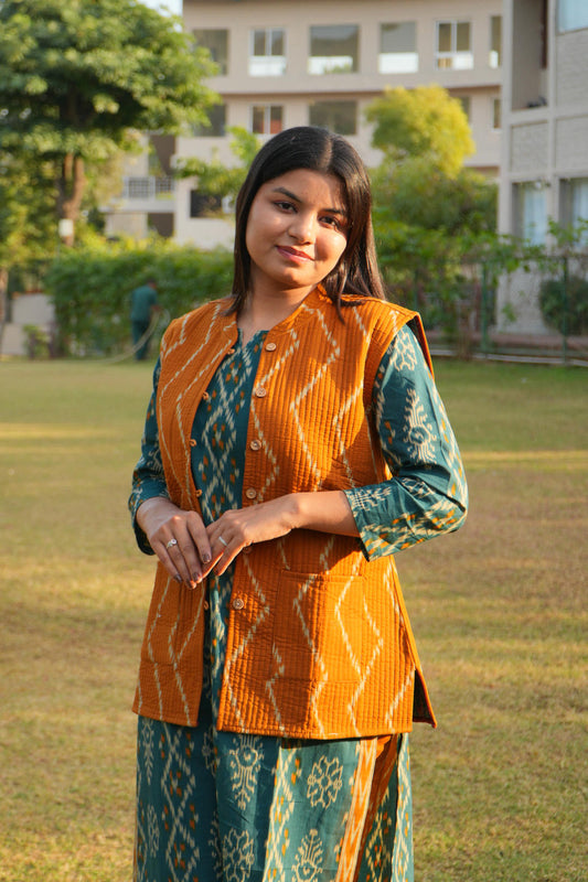 Aangan Aabha Kurta With Jacket Set