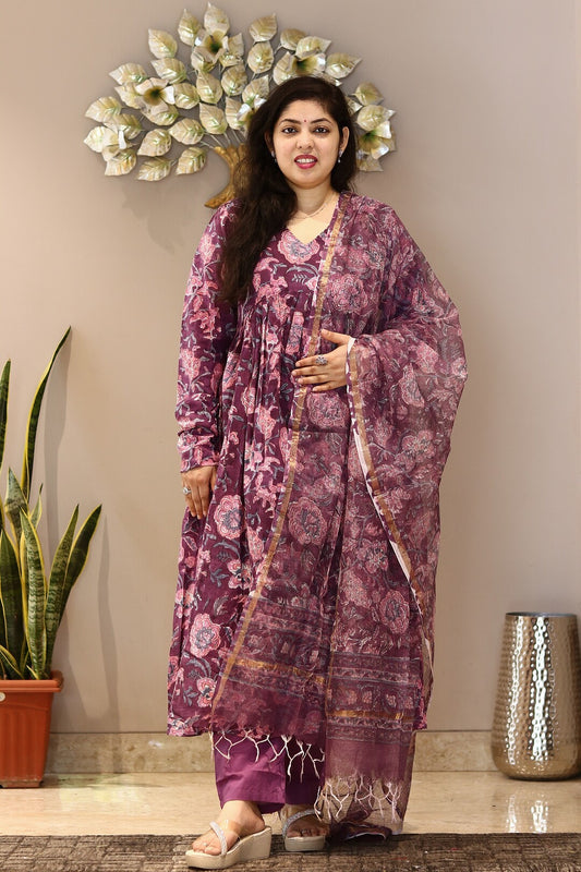 Ambar Jamuni Suit