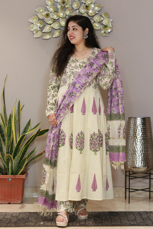 Lavangi Suit